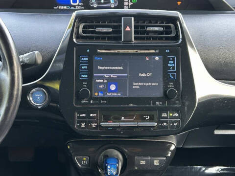 2016 Toyota Prius Three