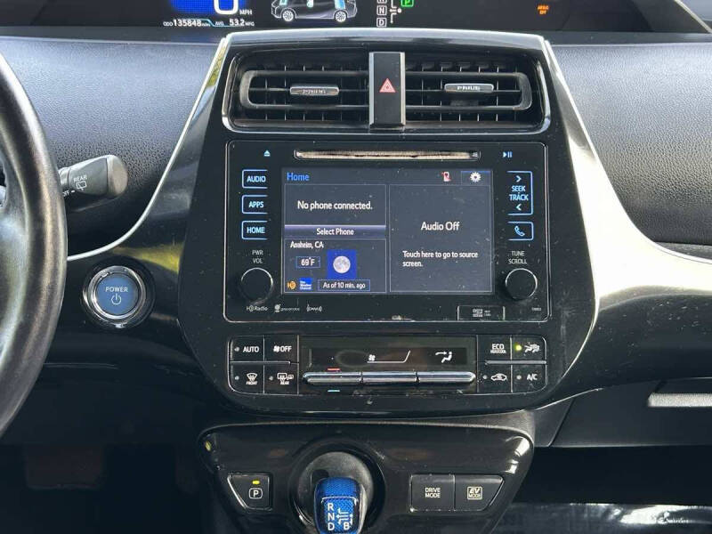 2016 Toyota Prius Three
