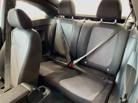 2019 Volkswagen Beetle 2.0T S