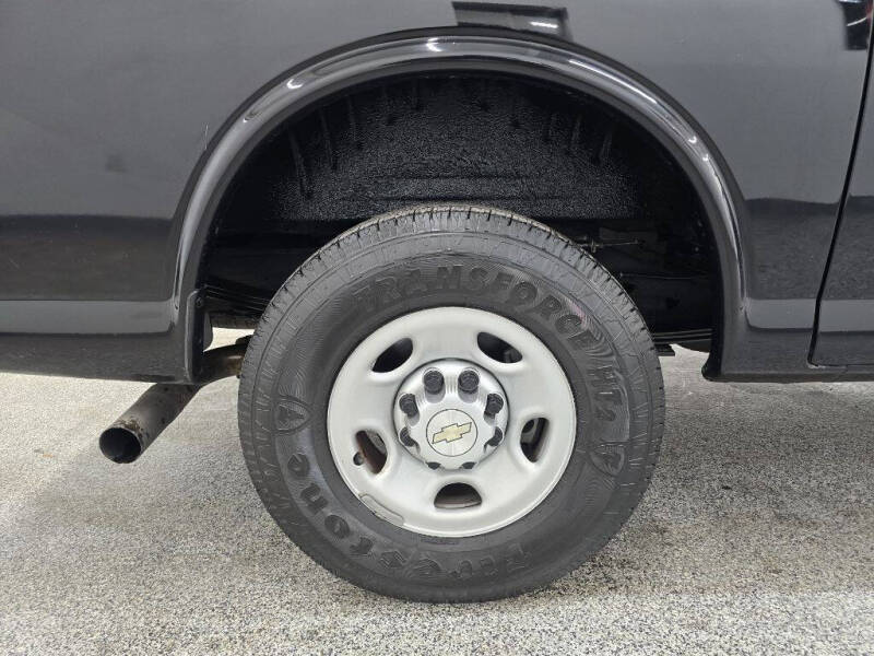 2020 Chevrolet Express 2500