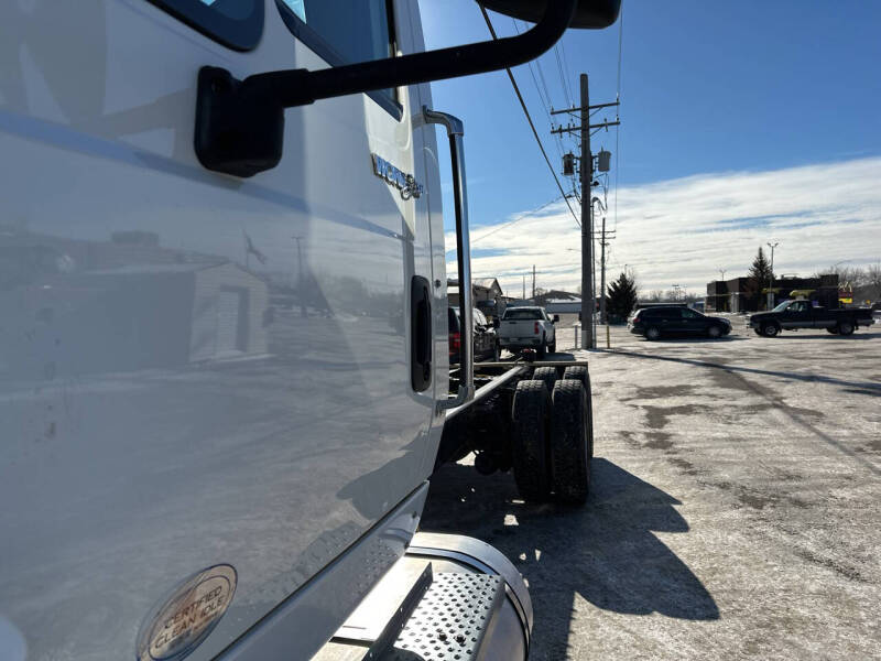 2013 International WorkStar 7600
