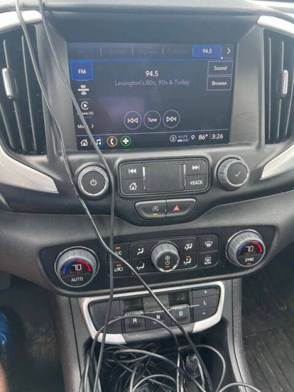 2024 GMC Terrain SLT