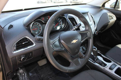 2017 Chevrolet Cruze LS Auto