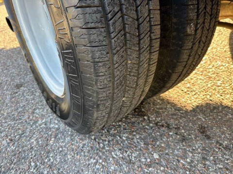 2003 Ford E-Series E-450 SD