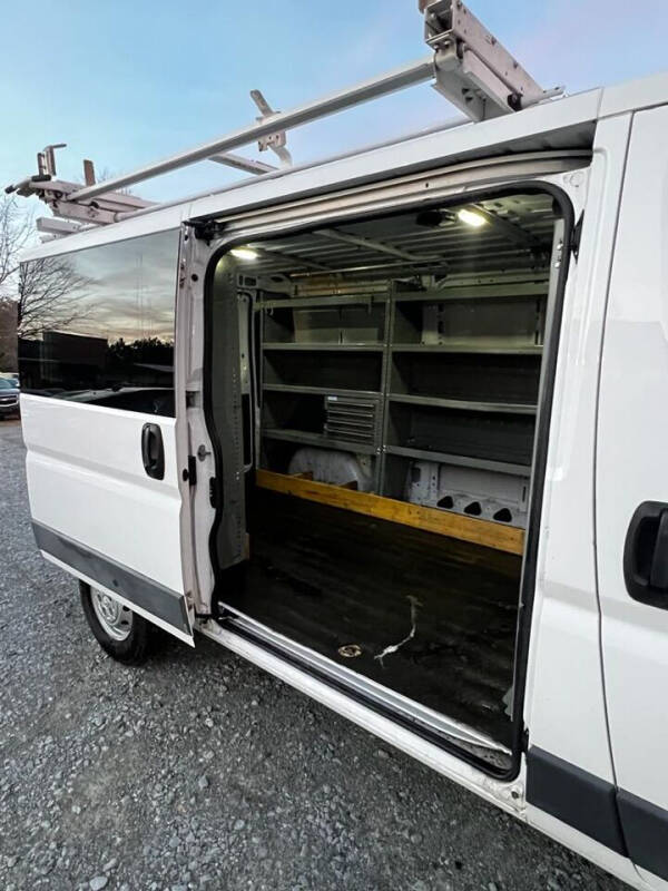 2018 RAM ProMaster Cargo Van Base photo 8