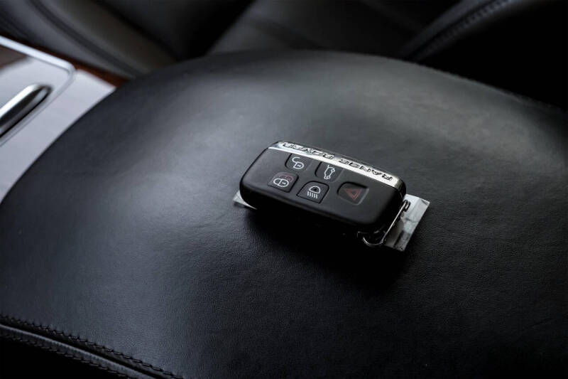 2017 Land Rover Range Rover Supercharged LWB