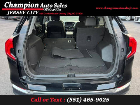 2023 GMC Terrain SLT