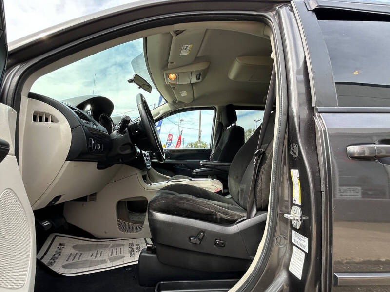 2016 Dodge Grand Caravan SXT