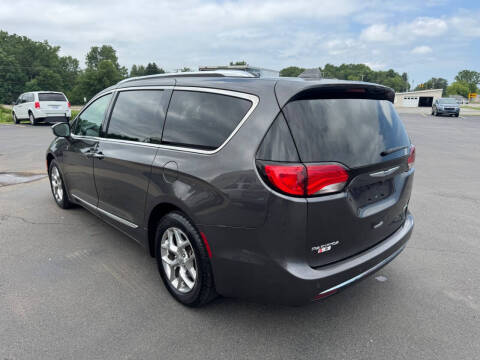 2018 Chrysler Pacifica Limited