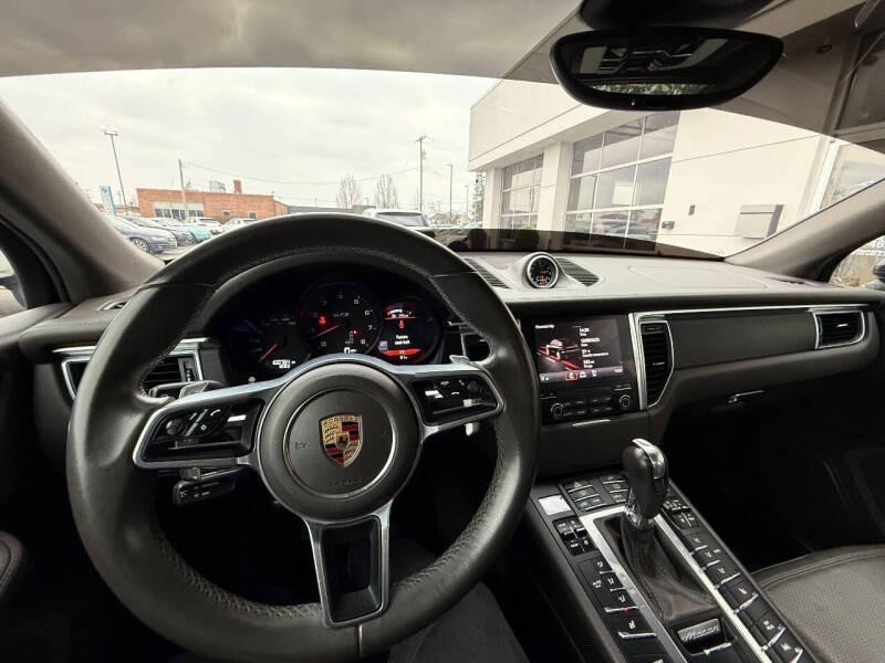 2017 Porsche Macan GTS