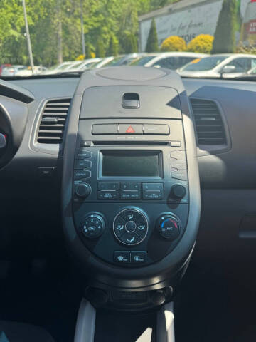 2012 Kia Soul +