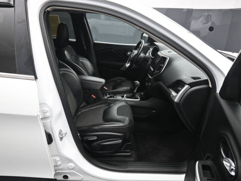 2018 Jeep Cherokee Latitude Plus