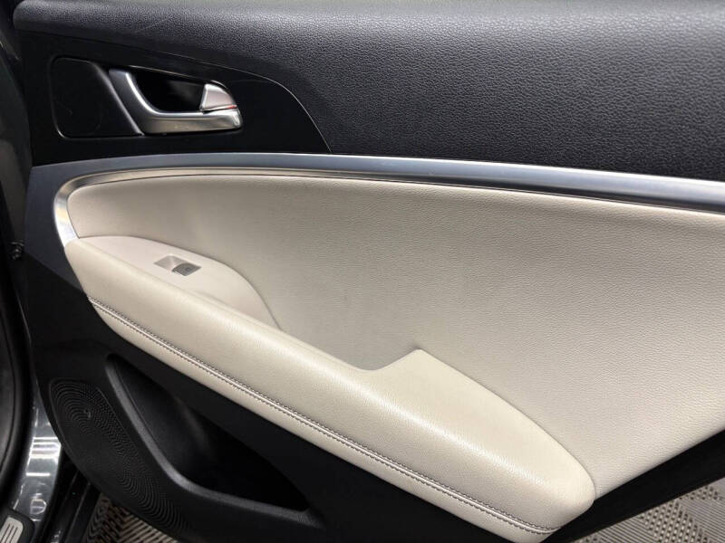 2021 Genesis G70 2.0T