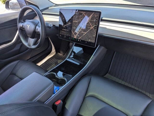 2020 Tesla Model 3 Standard Range Plus