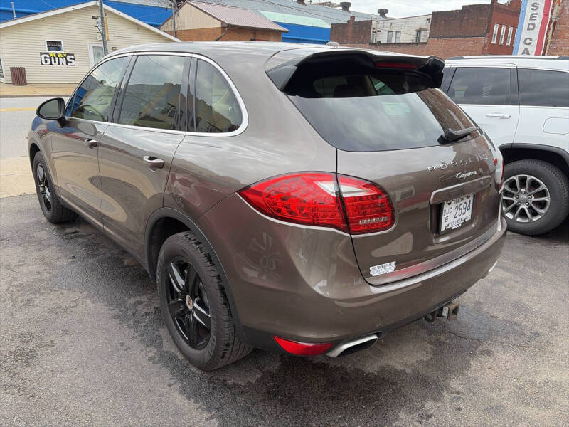 2014 Porsche Cayenne Platinum