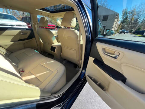 2015 Toyota Camry Hybrid