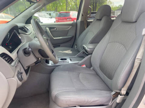 2013 Chevrolet Traverse LS