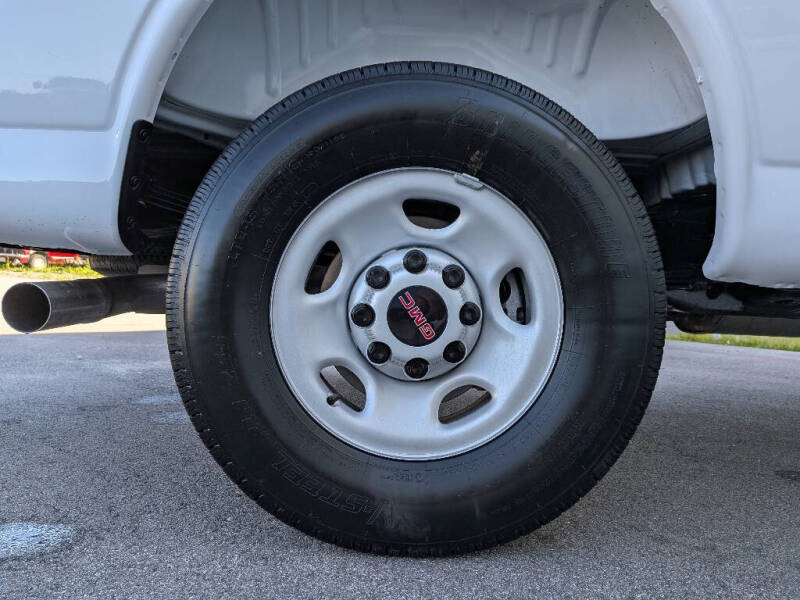 2026 GMC Savana 3500