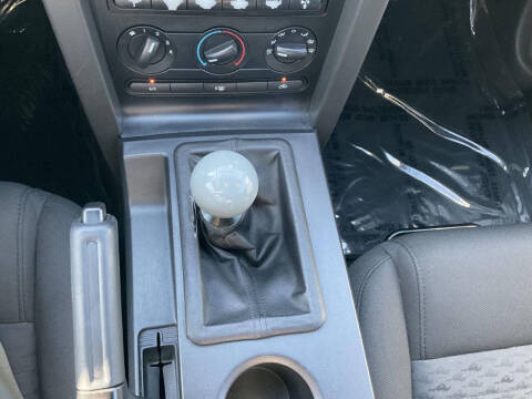 2007 Ford Mustang GT Deluxe