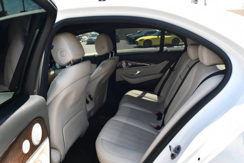 2019 Mercedes-Benz E-Class E 300