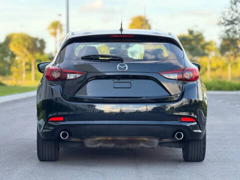 2017 Mazda MAZDA3 Sport