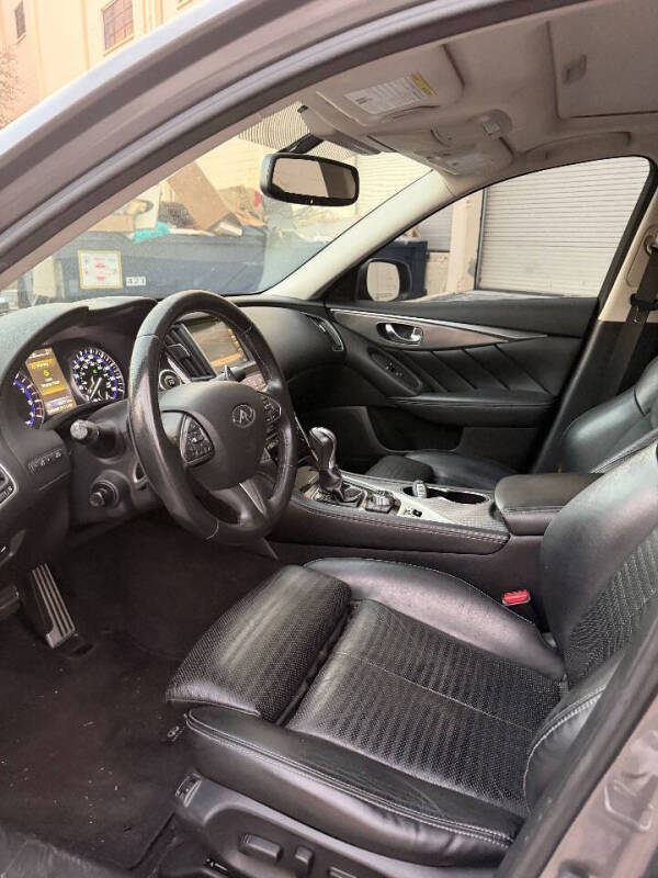 2014 Infiniti Q50 Hybrid Sport