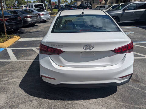 2021 Hyundai Accent SE