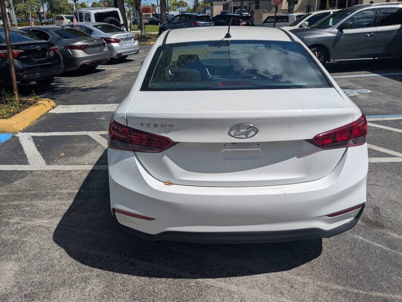 2021 Hyundai Accent SE