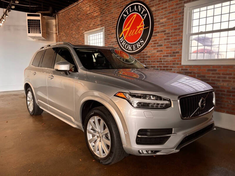 2016 Volvo XC90 T6 Momentum