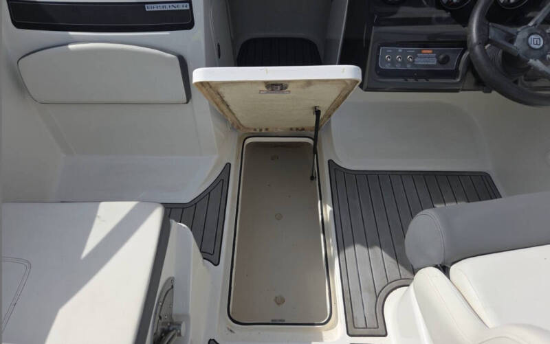 2018 Bayliner VR5 Bowrider