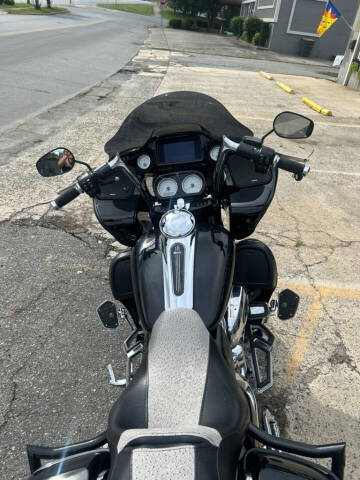 2022 Harley-Davidson Road Glide FLTRX