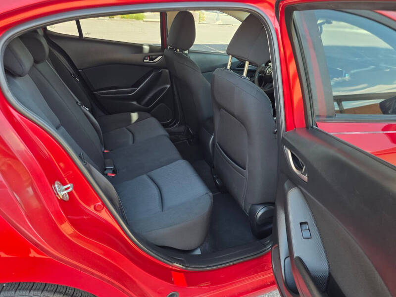 2014 Mazda MAZDA3 i Sport