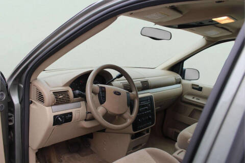 2004 Ford Freestar SE