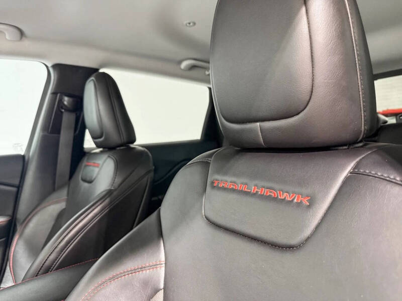 2021 Jeep Cherokee Trailhawk
