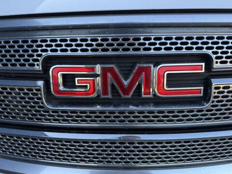 2016 GMC Acadia Denali