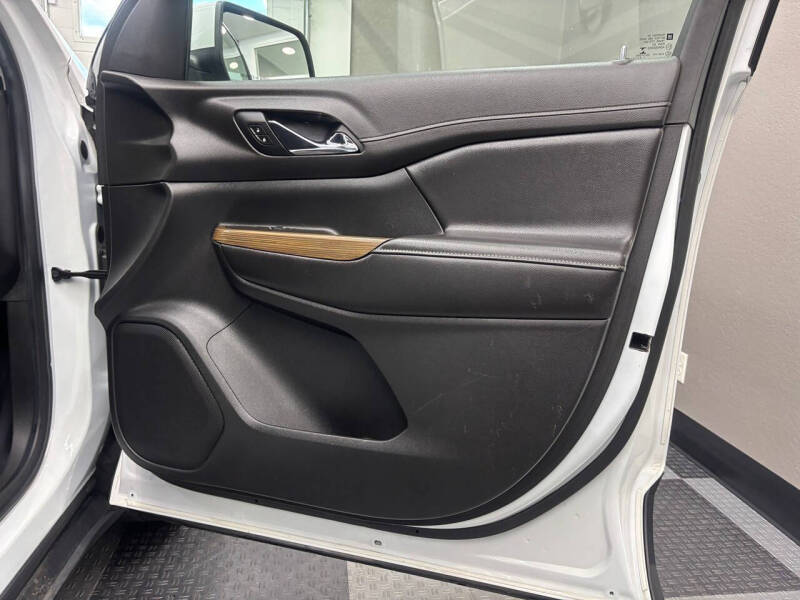 2019 GMC Acadia SLE-2
