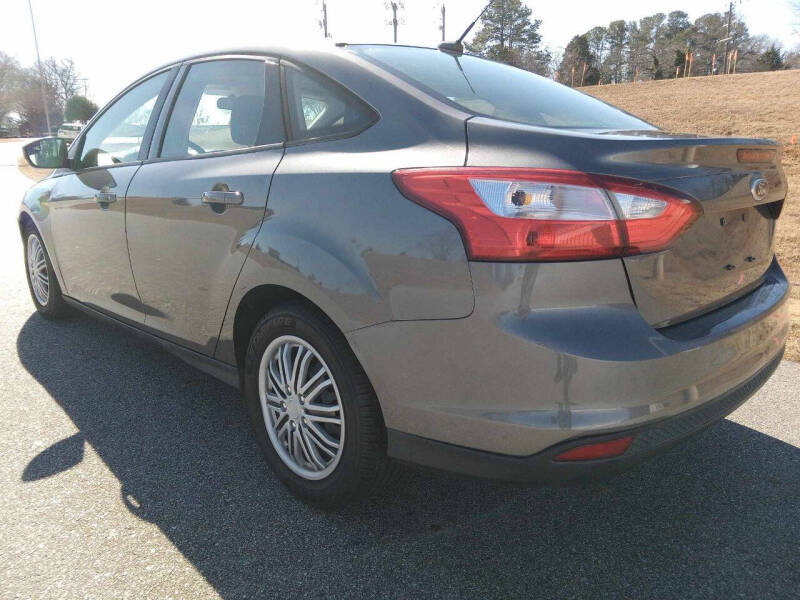 2012 Ford Focus SE
