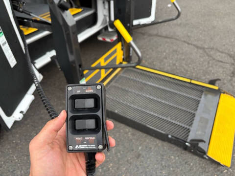 2013 Ford E-Series E-350 SD