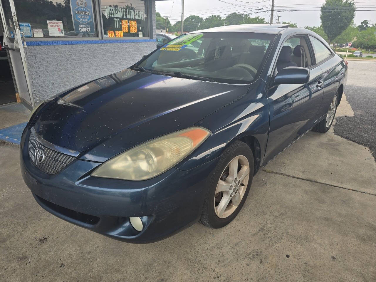 2004 Toyota Camry Solara for sale at QUEENSGATE AUTO SALES in York, PA