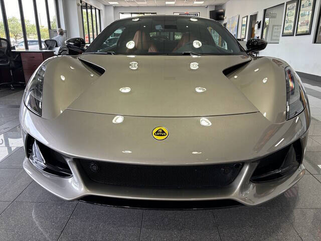 2024 Lotus Emira 19