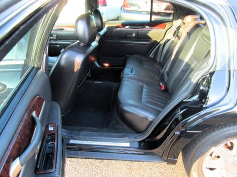 2011 Lincoln Town Car Executive L