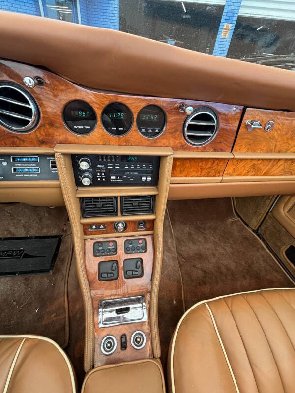 1987 Rolls-Royce Corniche