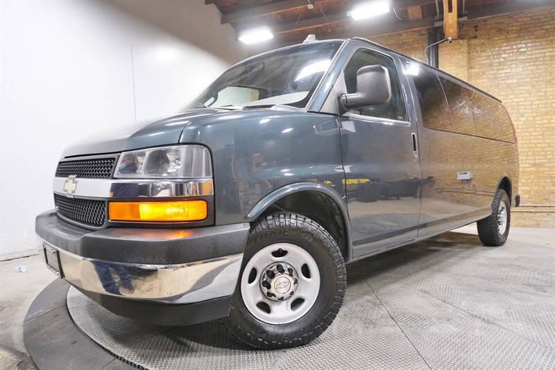 2017 Chevrolet Express LT 3500