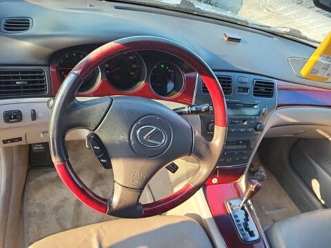 2004 Lexus ES 330