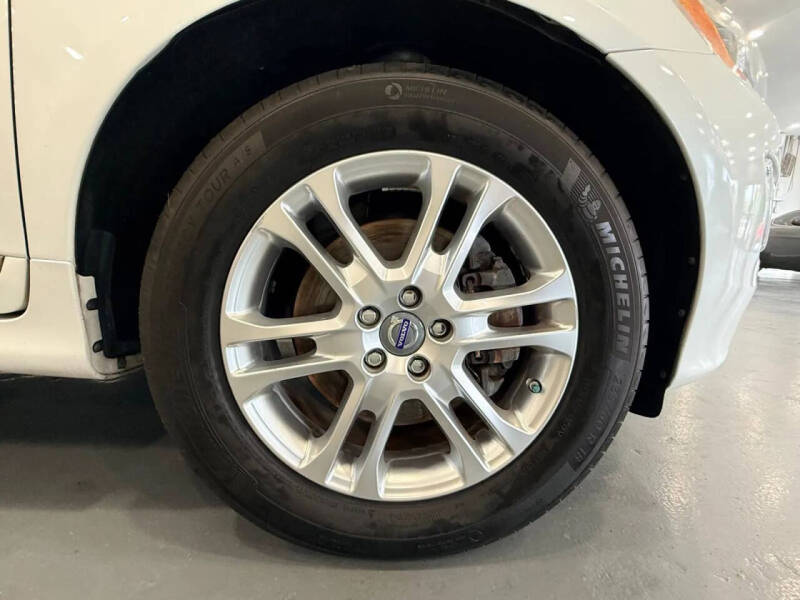 2015 Volvo XC60 T5 Drive-E Premier