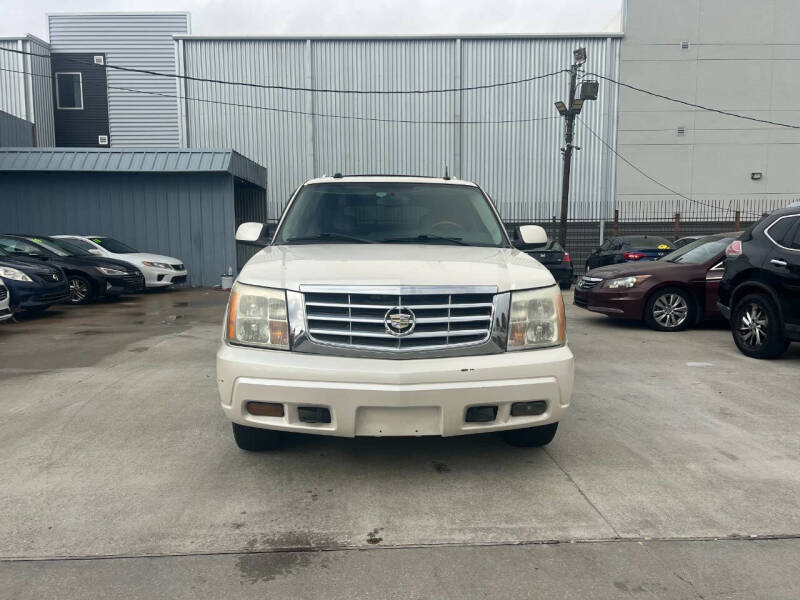 2004 Cadillac Escalade