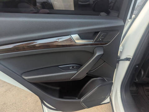 2020 Audi Q5 quattro Premium 45 TFSI