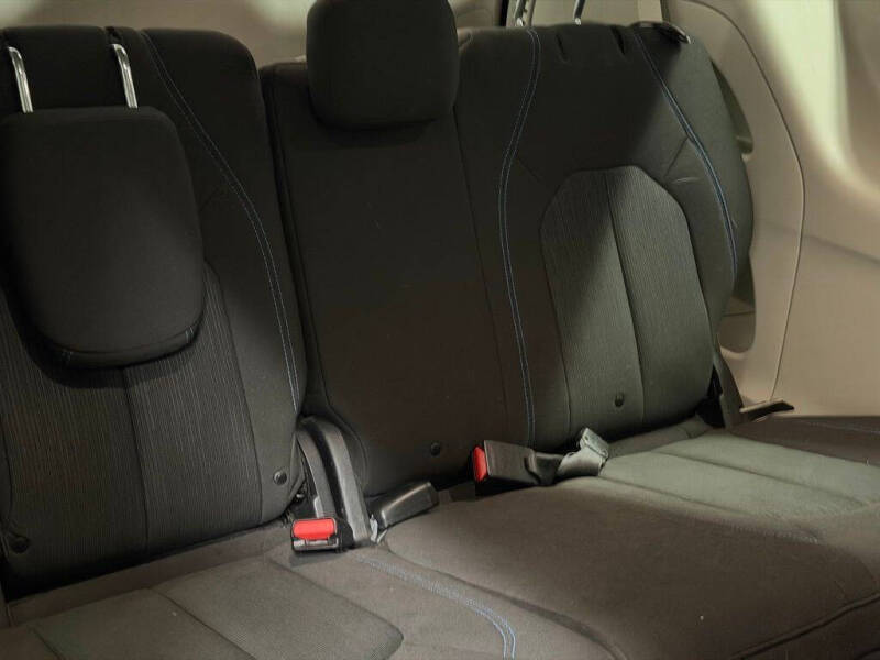 2021 Chrysler Pacifica Touring