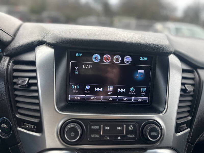 2017 Chevrolet Suburban LT