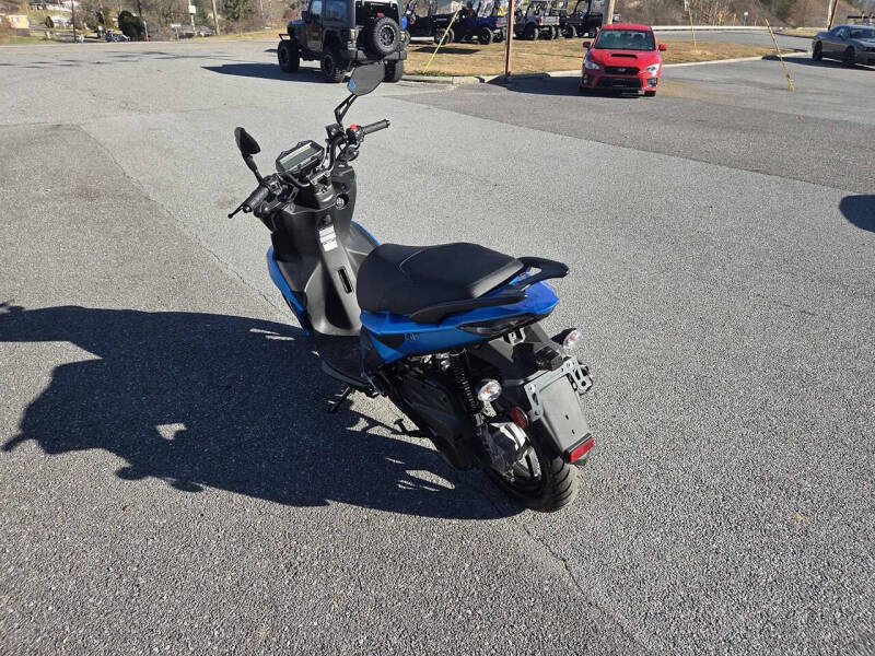 2025 Kymco Super 8 50